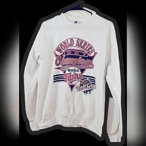 LOGO 7 White World Series Champions Crewneck